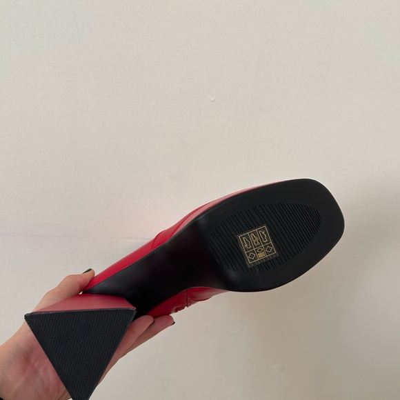 Red Platform Lamoda Boots Size 9US/7UK - Picture 2 of 5